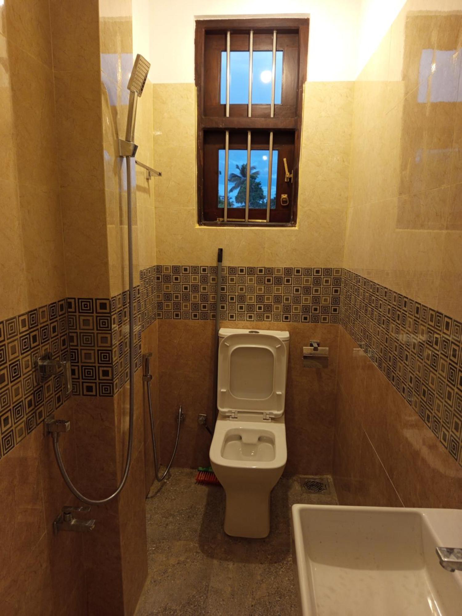 Ferienwohnung Olu Bunk Dikwella Exterior foto