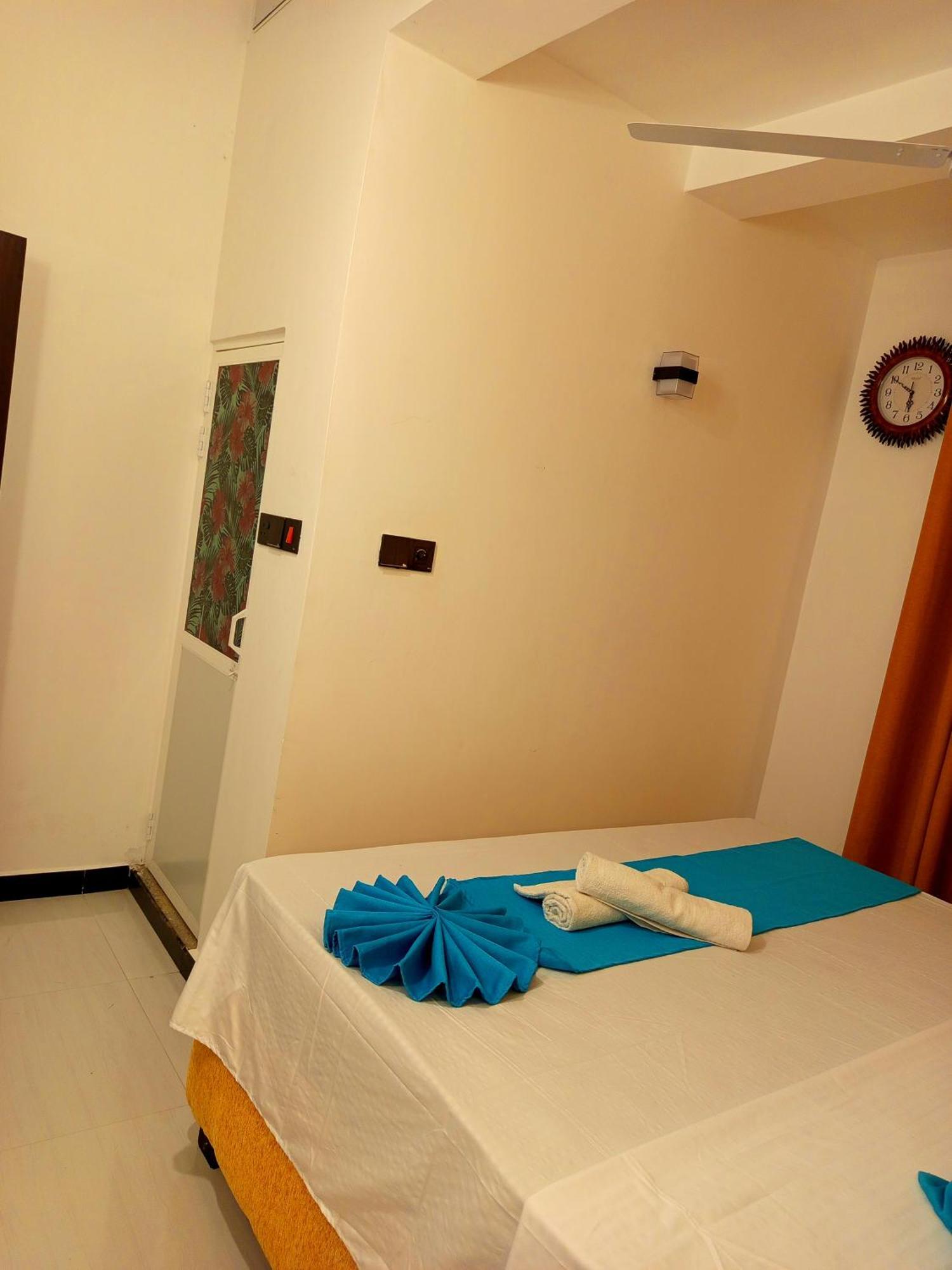 Ferienwohnung Olu Bunk Dikwella Exterior foto